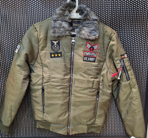 کاپشن خلبانی